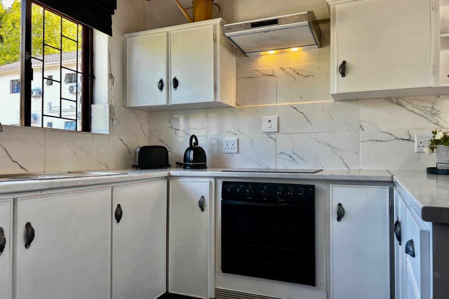 2 Bedroom Property for Sale in Heatherlands Western Cape